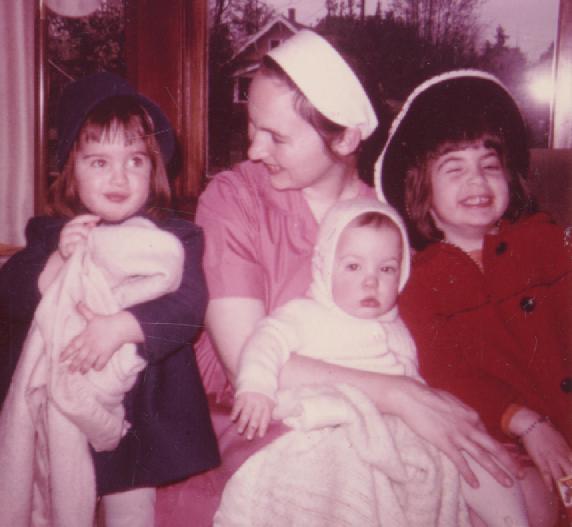Mom and sisters (1968)